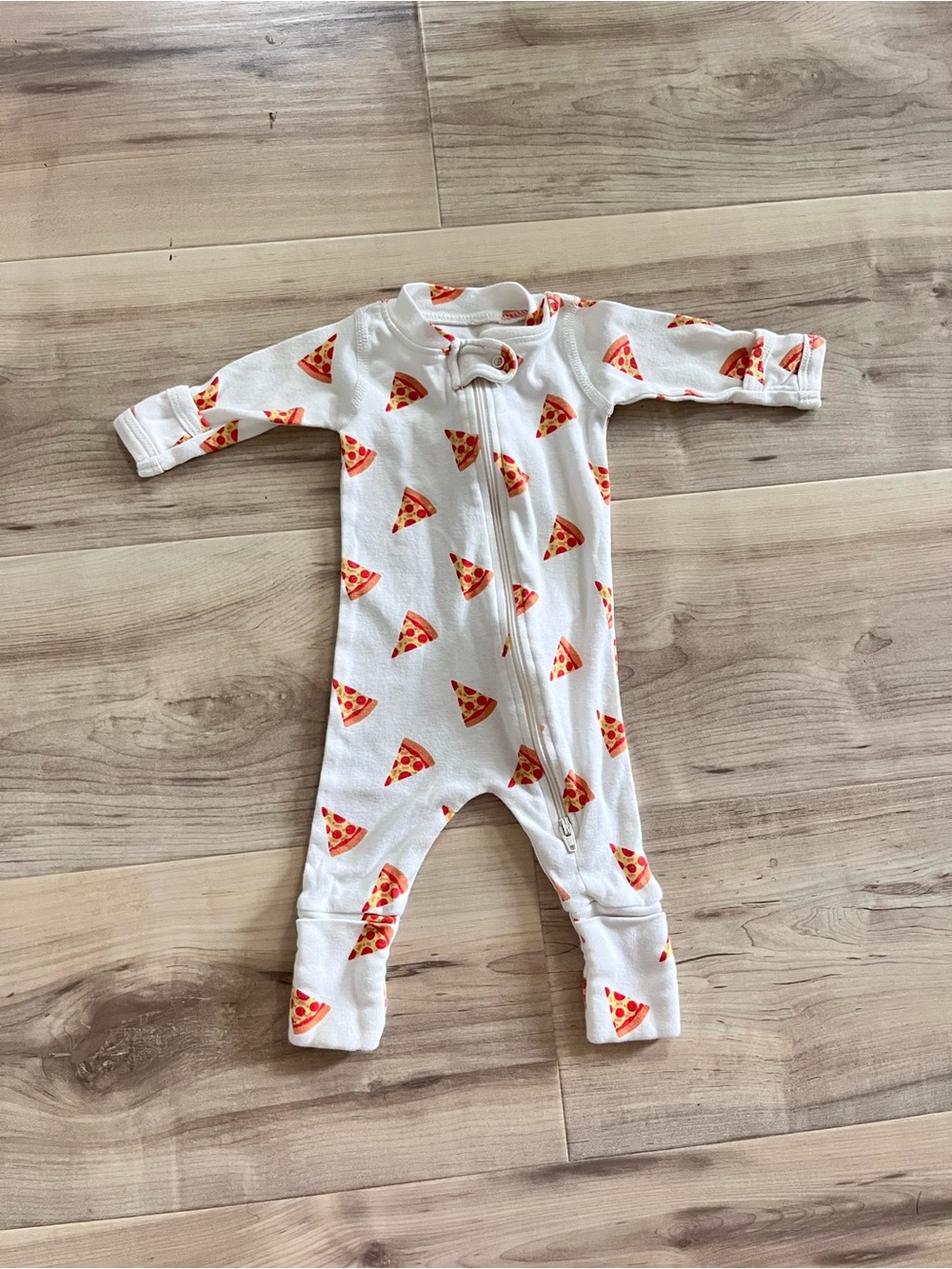 🍕Monica + Andy Pizza Slice Print One Piece Footie Pajamas Baby Size Preemie